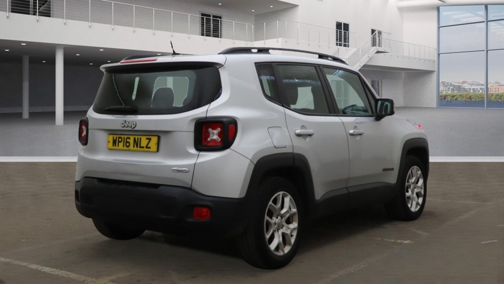 Used Jeep Renegade 2016 for sale - 76381946: Photo 4
