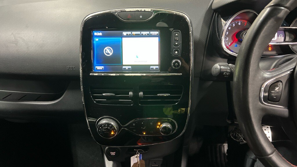 Used Renault Clio 2013 for sale - 77363325: Photo 11