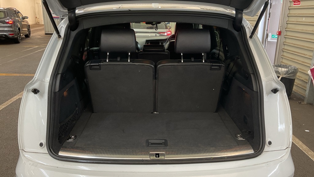 Used Audi Q7 2013 for sale - 77501535: Photo 9