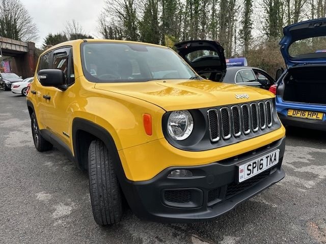 Used Jeep Renegade 2016 for sale - 76344347: Photo 2