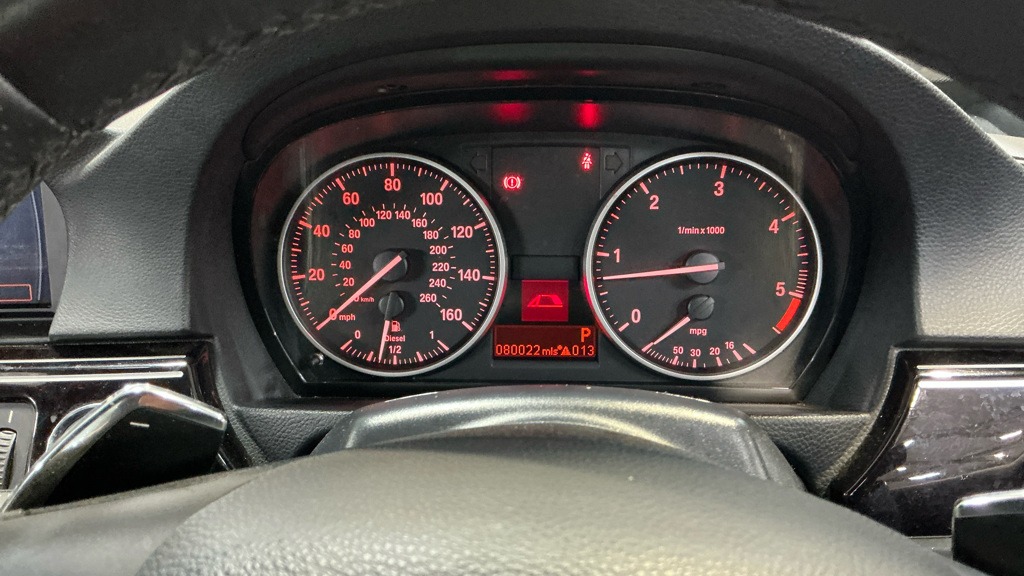 Used BMW 3 Series 2012 for sale - 77649867: Photo 12