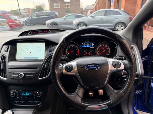 Used Ford Focus 2014 for sale - 77195447: Photo 9