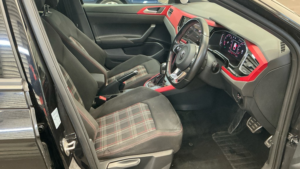 Used Volkswagen Polo 2019 for sale - 77996975: Photo 10