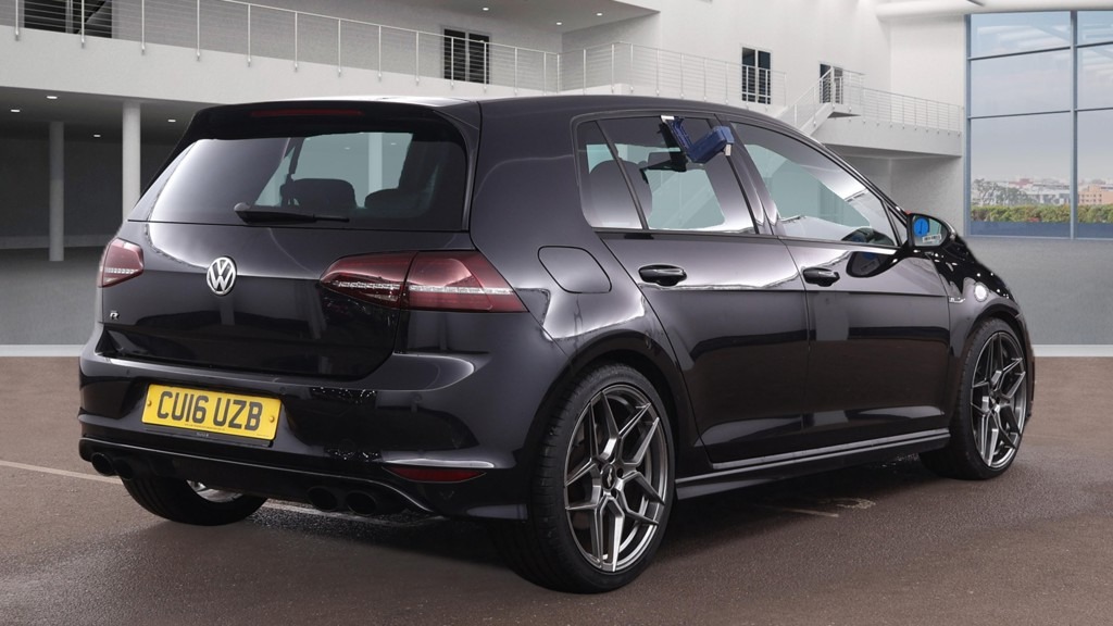 Used Volkswagen Golf 2016 for sale - 77271940: Photo 6