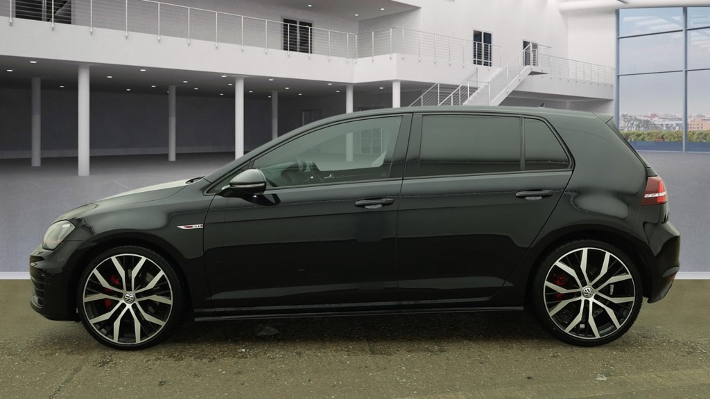 Used Volkswagen Golf 2017 for sale - 77112819: Photo 7