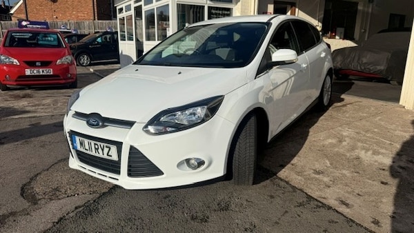 Used Ford Focus 2011 for sale - 76332067: Photo 1