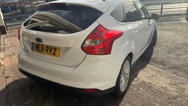 Used Ford Focus 2011 for sale - 76332067: Photo 3