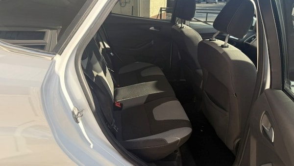 Used Ford Focus 2011 for sale - 76332067: Photo 5