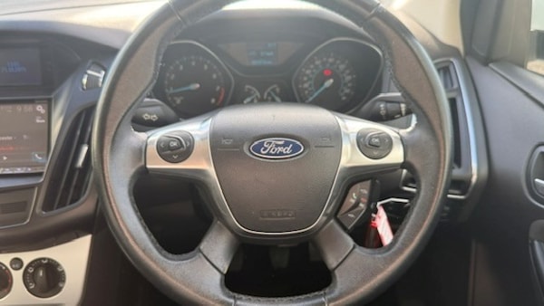 Used Ford Focus 2011 for sale - 76332067: Photo 8