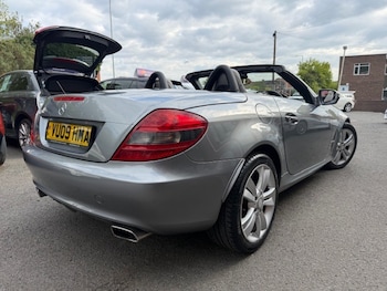 Used Mercedes-Benz SLK 2009 for sale - 78329367: Photo