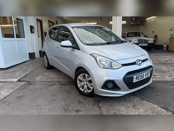 Used Hyundai i10 2016 for sale - 76332055: Photo 2