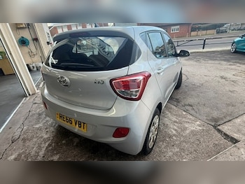 Used Hyundai i10 2016 for sale - 76332055: Photo 3