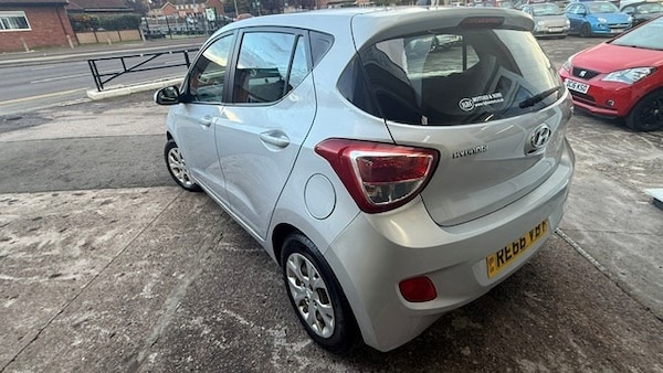 Used Hyundai i10 2016 for sale - 76332055: Photo 4