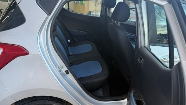 Used Hyundai i10 2016 for sale - 76332055: Photo 5