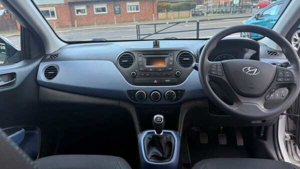 Used Hyundai i10 2016 for sale - 76332055: Photo 7