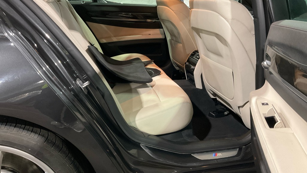 Used BMW 7 Series 2013 for sale - 77687790: Photo 11