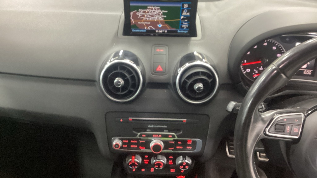 Used Audi A1 2015 for sale - 77391772: Photo 12