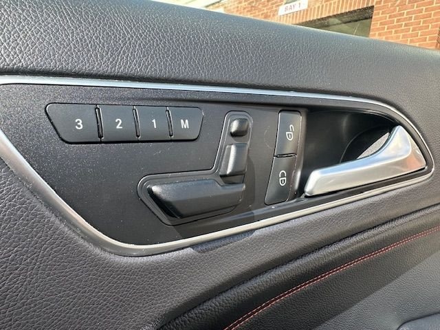 Used Mercedes-Benz A-Class 2014 for sale - 77261445: Photo 11