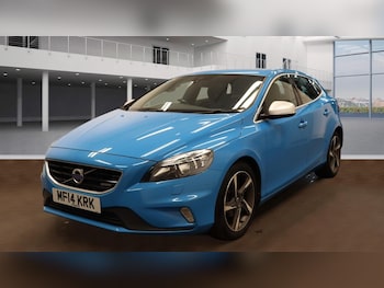 Used Volvo V40 2014 for sale - 76288355: Photo 2