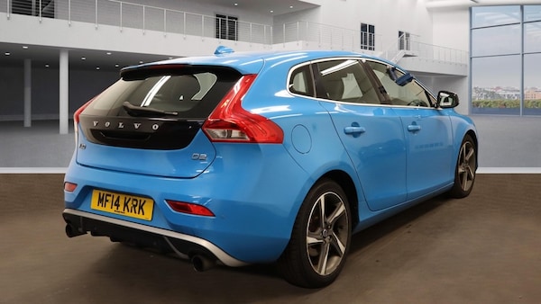 Used Volvo V40 2014 for sale - 76288355: Photo 4
