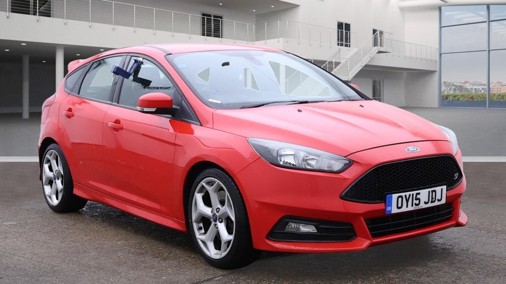 Used Ford Focus 2015 for sale - 76696302: Photo 1