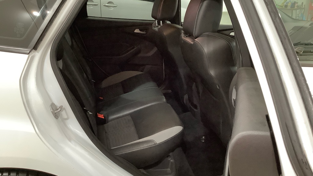 Used Ford Focus 2017 for sale - 76507373: Photo 7