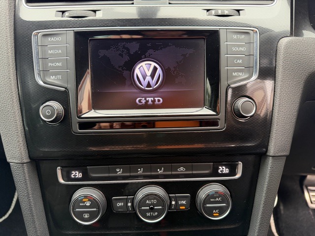 Used Volkswagen Golf 2013 for sale - 77789221: Photo 8