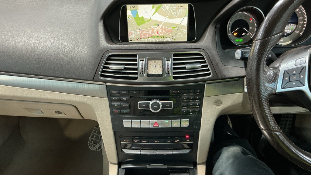 Used Mercedes-Benz E Class 2013 for sale - 77159329: Photo 13