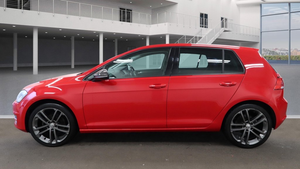 Used Volkswagen Golf 2013 for sale - 77168686: Photo 8