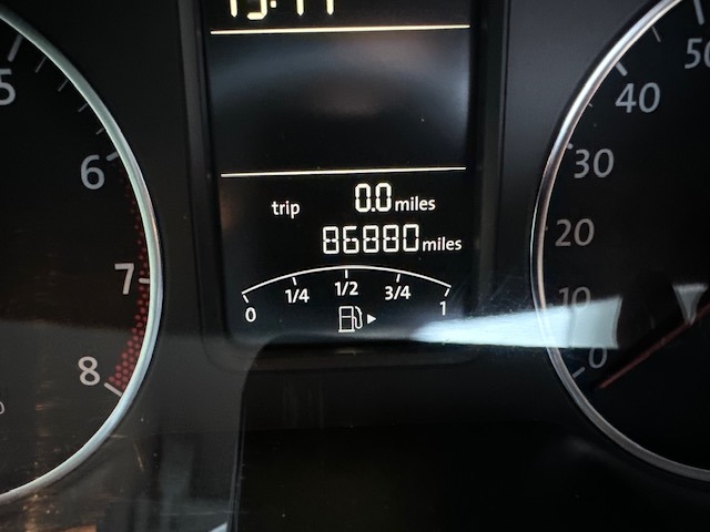 Used Volkswagen Polo 2011 for sale - 76709202: Photo 8