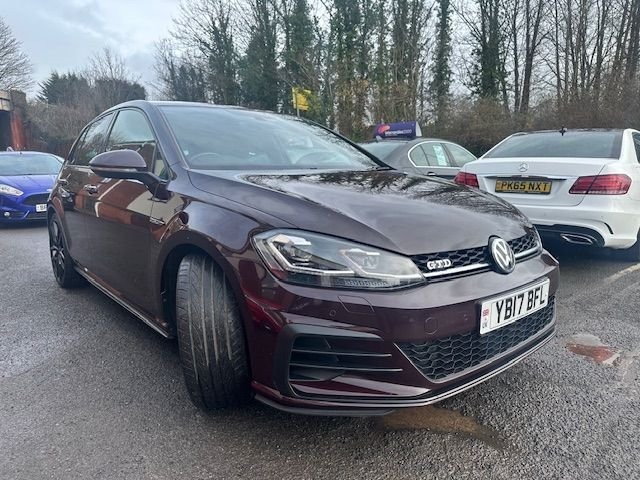 Used Volkswagen Golf 2017 for sale - 76626745: Photo 2