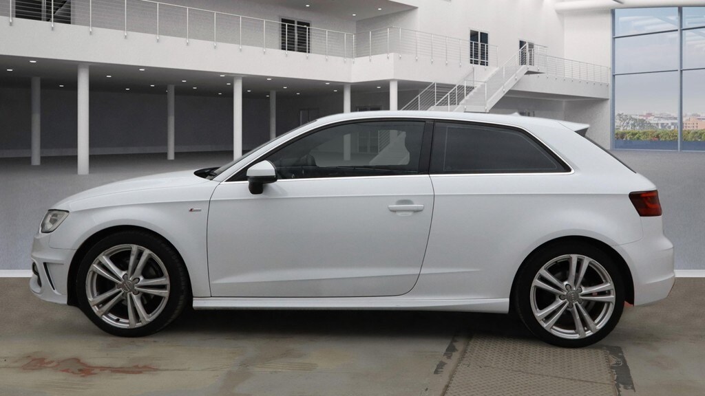 Used Audi A3 2015 for sale - 77988525: Photo 9