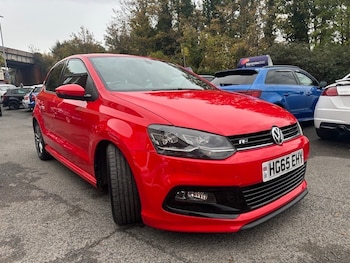 Used Volkswagen Polo 2015 for sale - 76403380: Photo