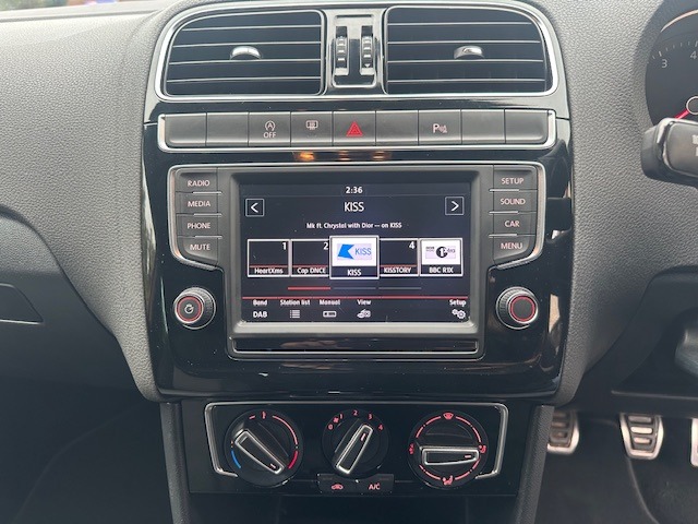 Used Volkswagen Polo 2015 for sale - 76403380: Photo 8