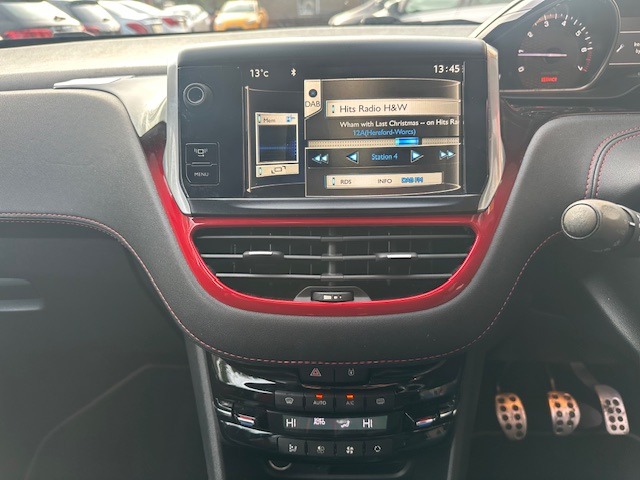 Used Peugeot 208 2014 for sale - 76859973: Photo 8