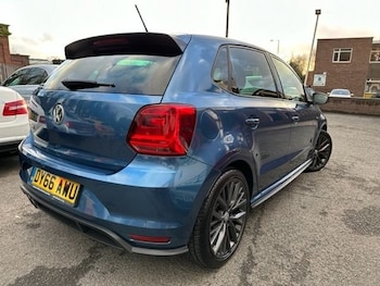 Used Volkswagen Polo 2016 for sale - 75228199: Photo