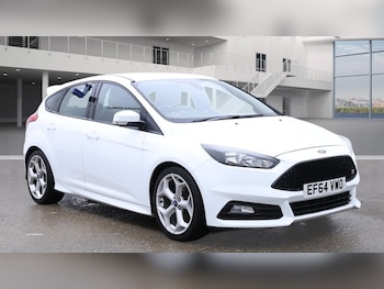 Used Ford Focus 2015 for sale - 76835188: Photo