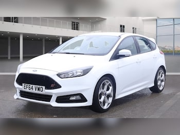 Used Ford Focus 2015 for sale - 76835188: Photo