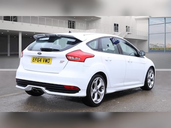 Used Ford Focus 2015 for sale - 76835188: Photo