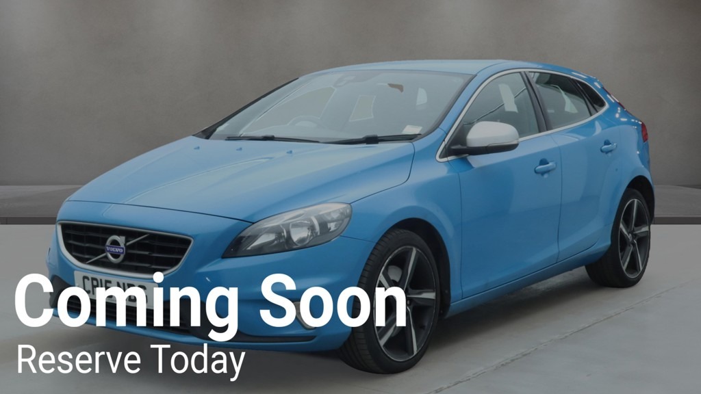 Used Volvo V40 2015 for sale - 76653349: Photo 2