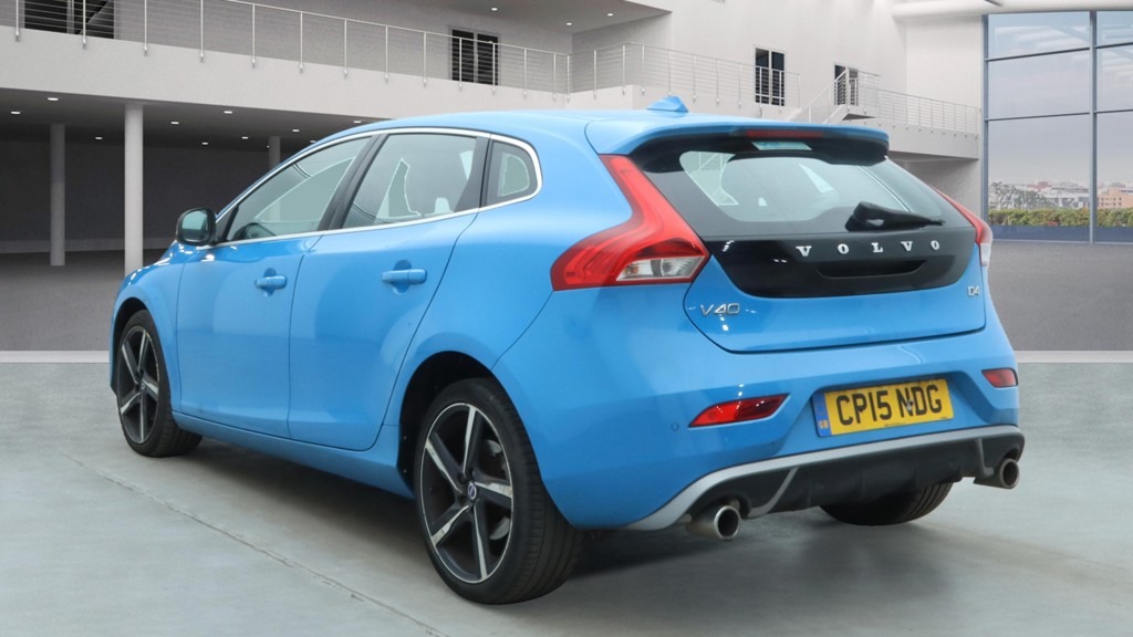 Used Volvo V40 2015 for sale - 76653349: Photo 5