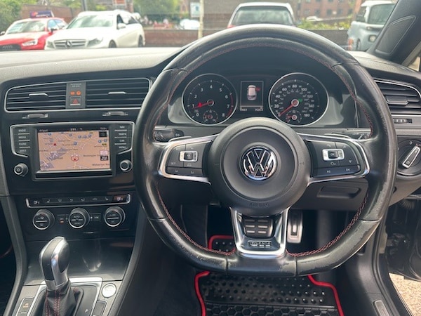 Used Volkswagen Golf 2016 for sale - 74703130: Photo 10