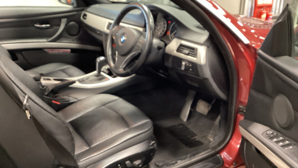 Used BMW 3 Series 2011 for sale - 77168738: Photo 10