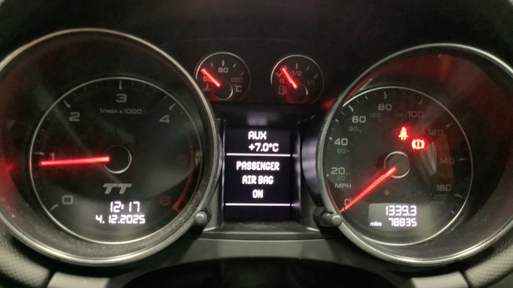 Used Audi TT 2013 for sale - 76948539: Photo 10