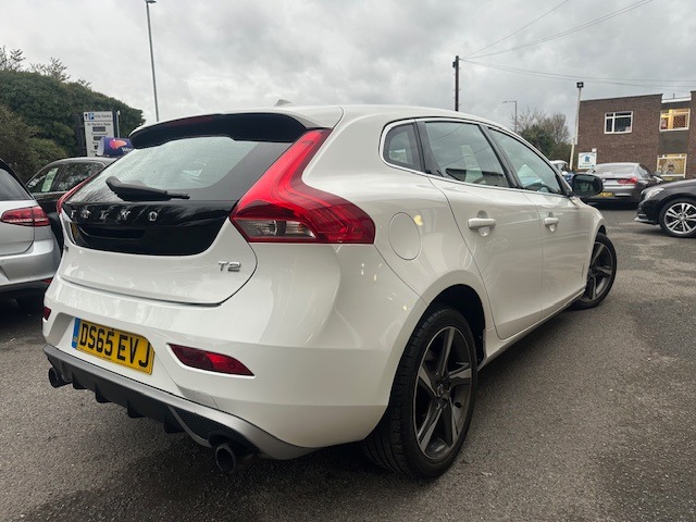 Used Volvo V40 2015 for sale - 76845059: Photo 3