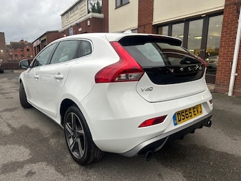 Used Volvo V40 2015 for sale - 76845059: Photo