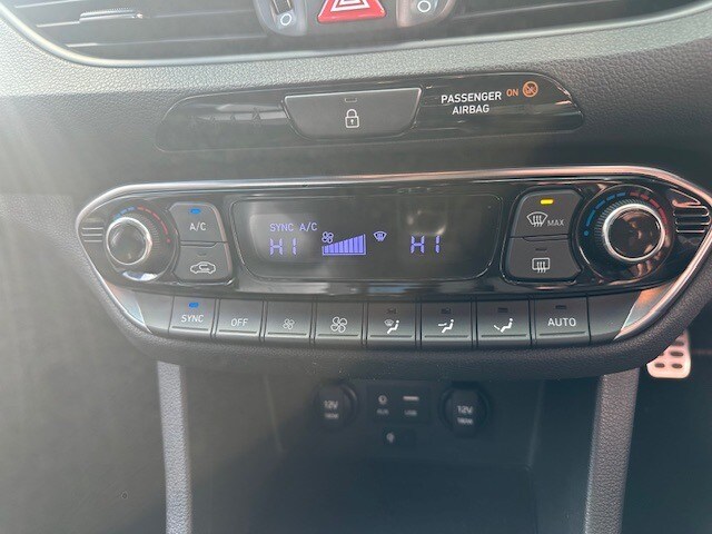 Used Hyundai i30 2018 for sale - 76343924: Photo 10