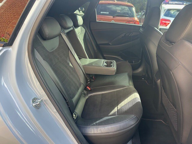 Used Hyundai i30 2018 for sale - 76343924: Photo 8
