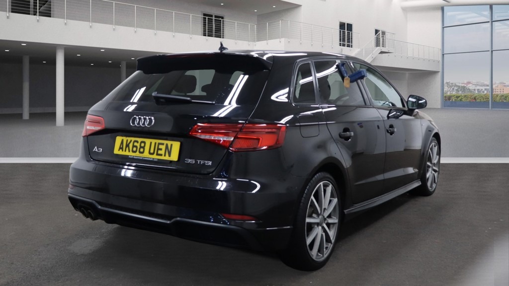 Used Audi A3 2018 for sale - 77323498: Photo 4