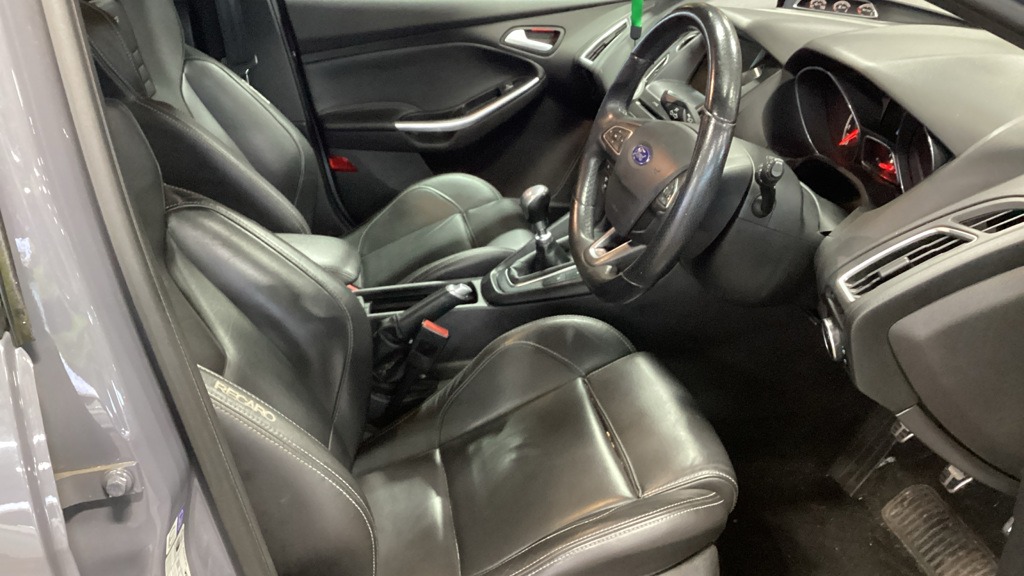 Used Ford Focus 2017 for sale - 76940063: Photo 10